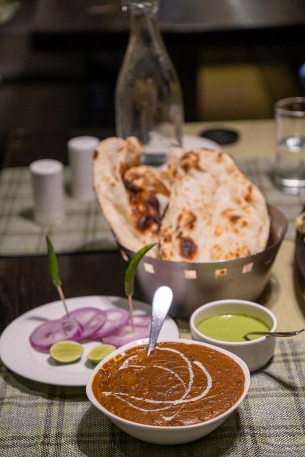 Barsana Boutique Hotel - Pure Vegetarian Kalkutta Exterior foto